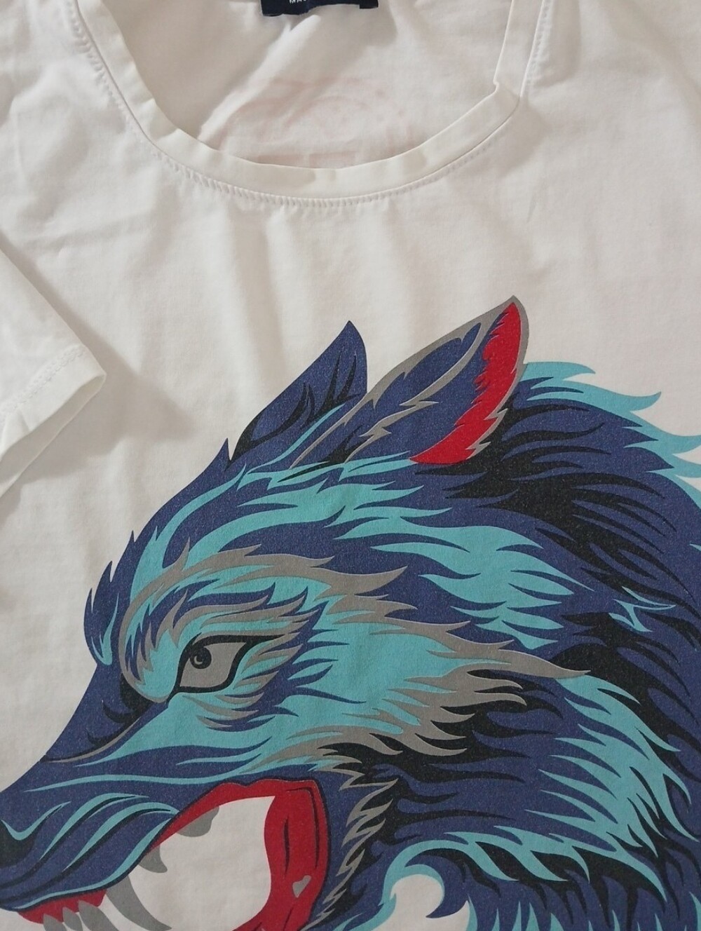 White Graphic Wolf Print T-Shirt Mens Medium